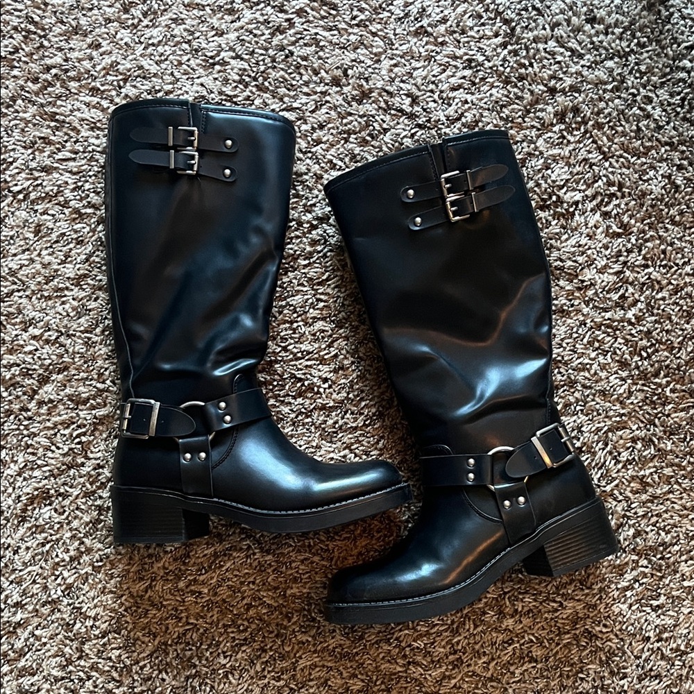 Black Leather Knee-High Boots